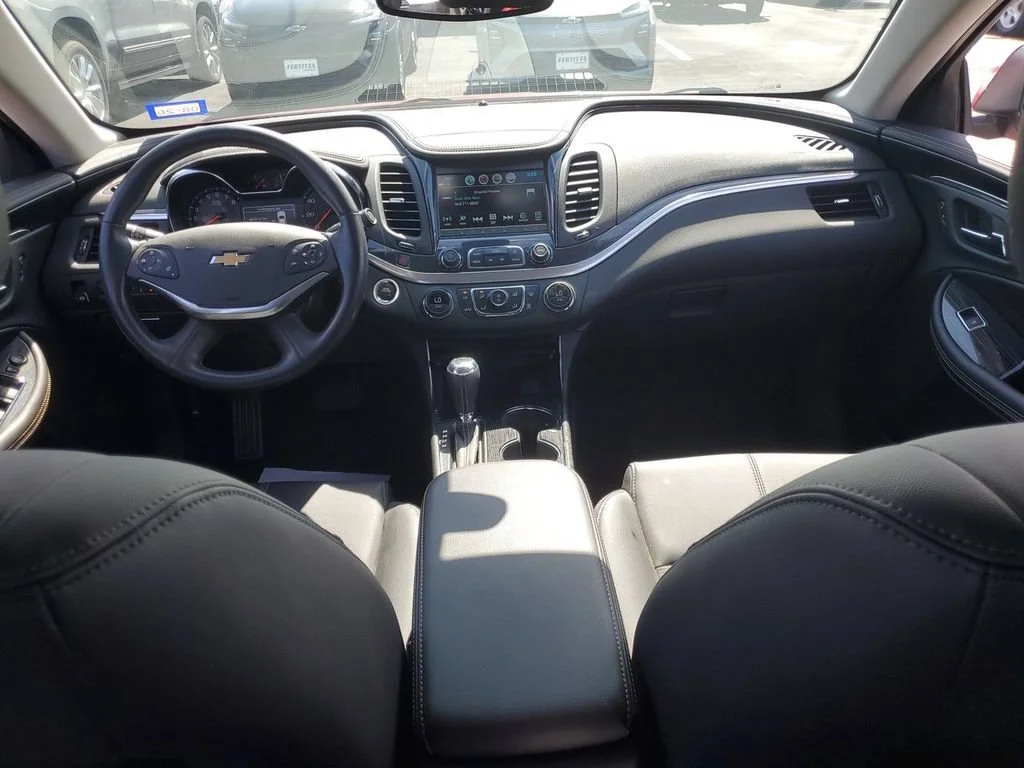 Used 2019 CAJUN RED TINTCOAT Chevrolet LT image 25
