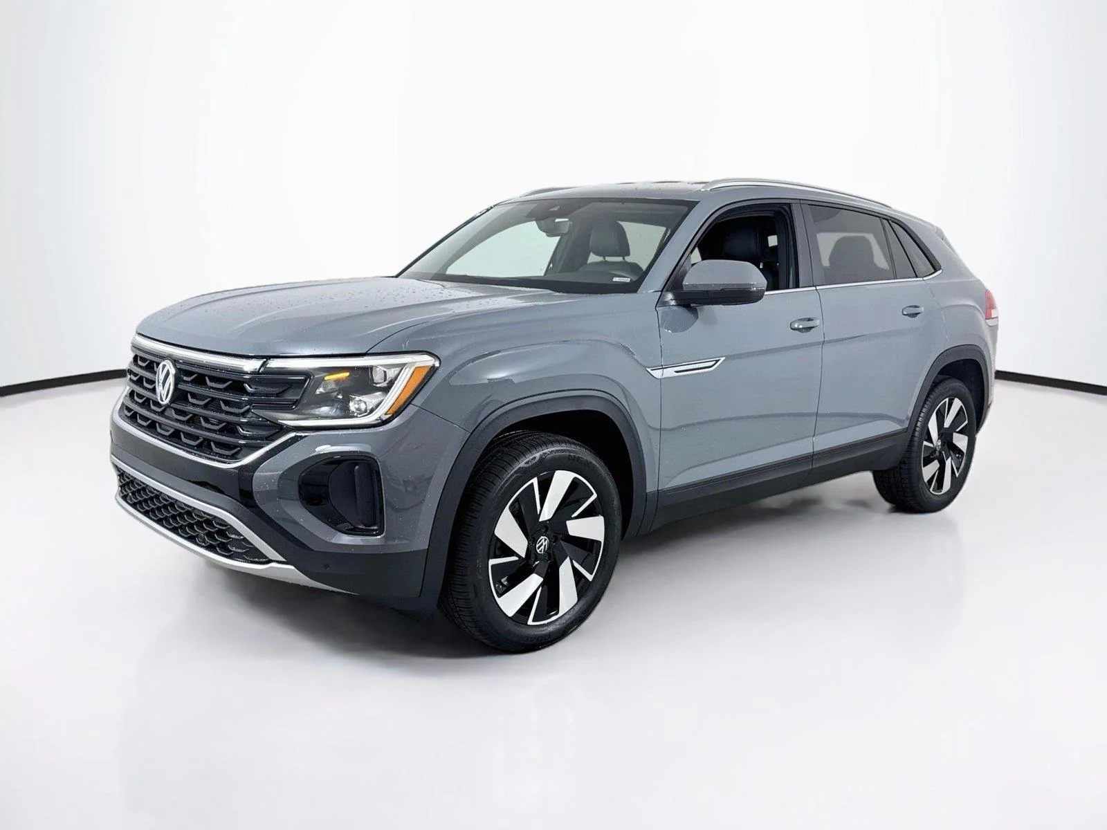 New 2026 Pure Gray Volkswagen 2.0T SE w/Technology image 1