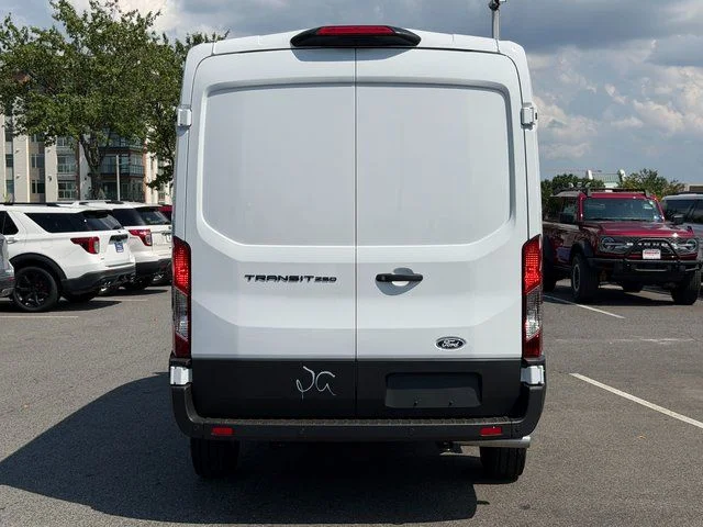 New 2026 Oxford White Ford Base image 6