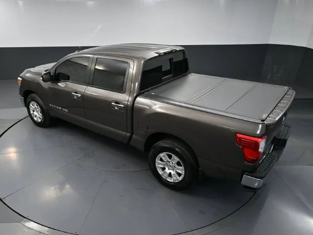 Used 2018 Brown Nissan SV image 43