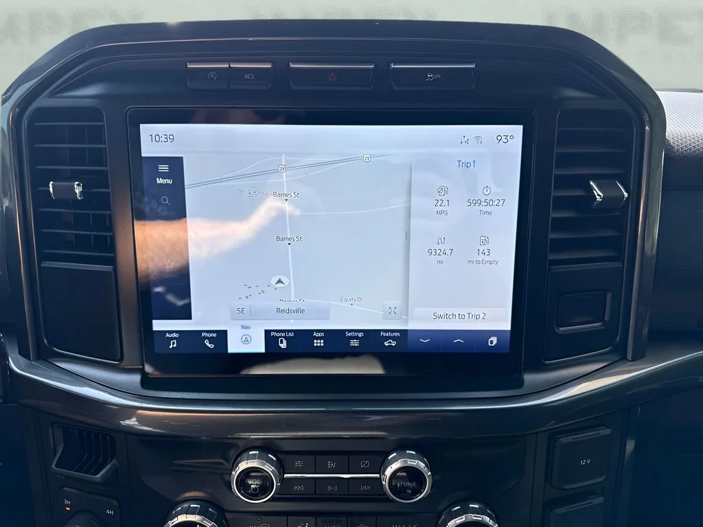Used 2021  Ford XL image 19