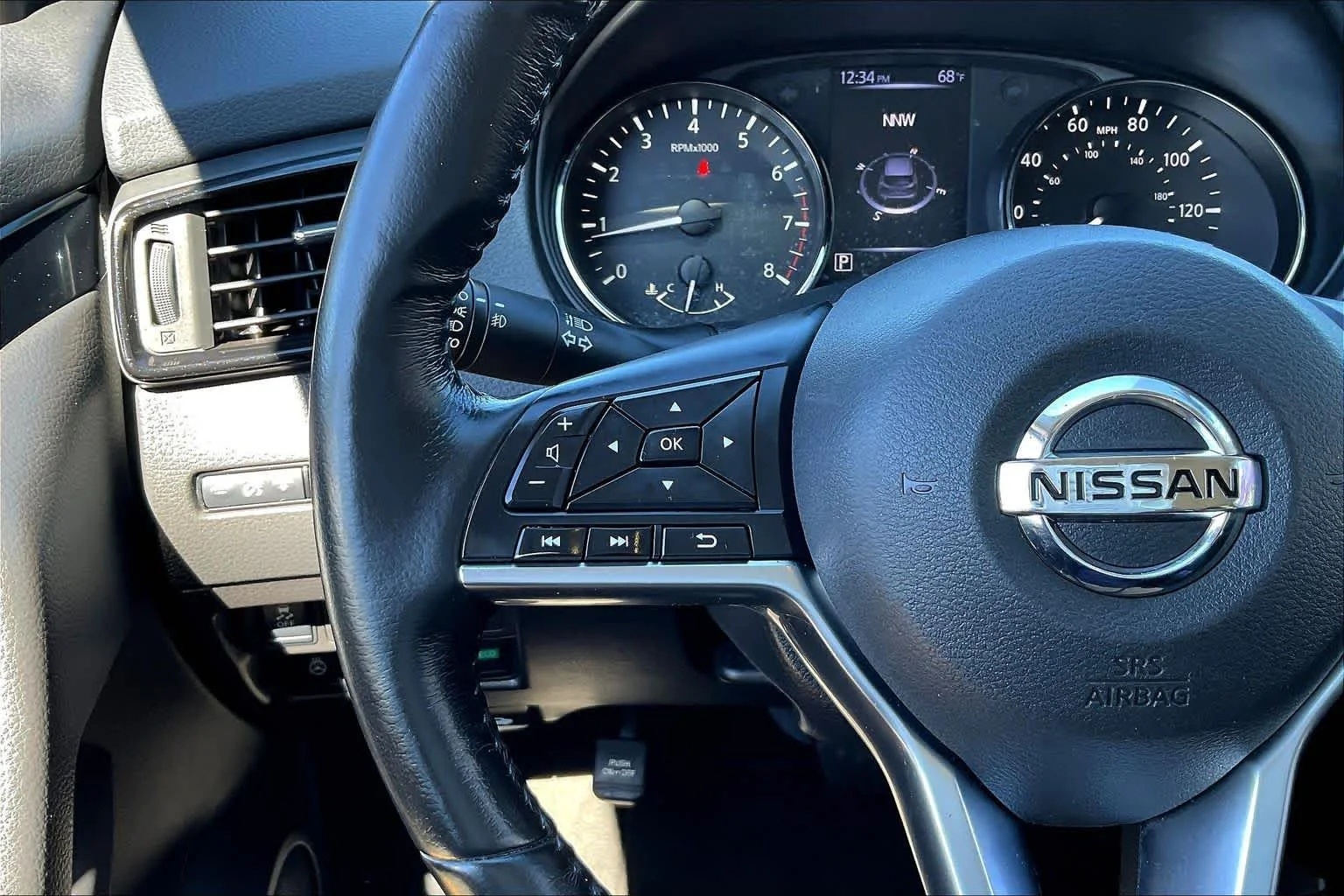 Used 2018 Gun Metallic Nissan SV image 23