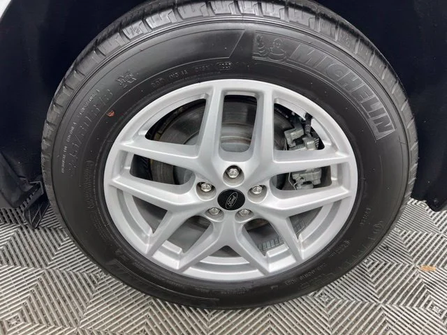Used 2023 White Ford SEL image 10