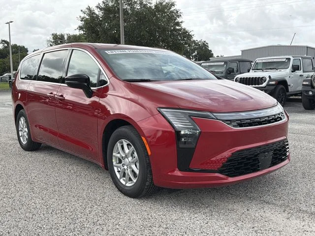 New 2027 Red Hot Pearl-Coat Exterior Paint Chrysler Select image 2