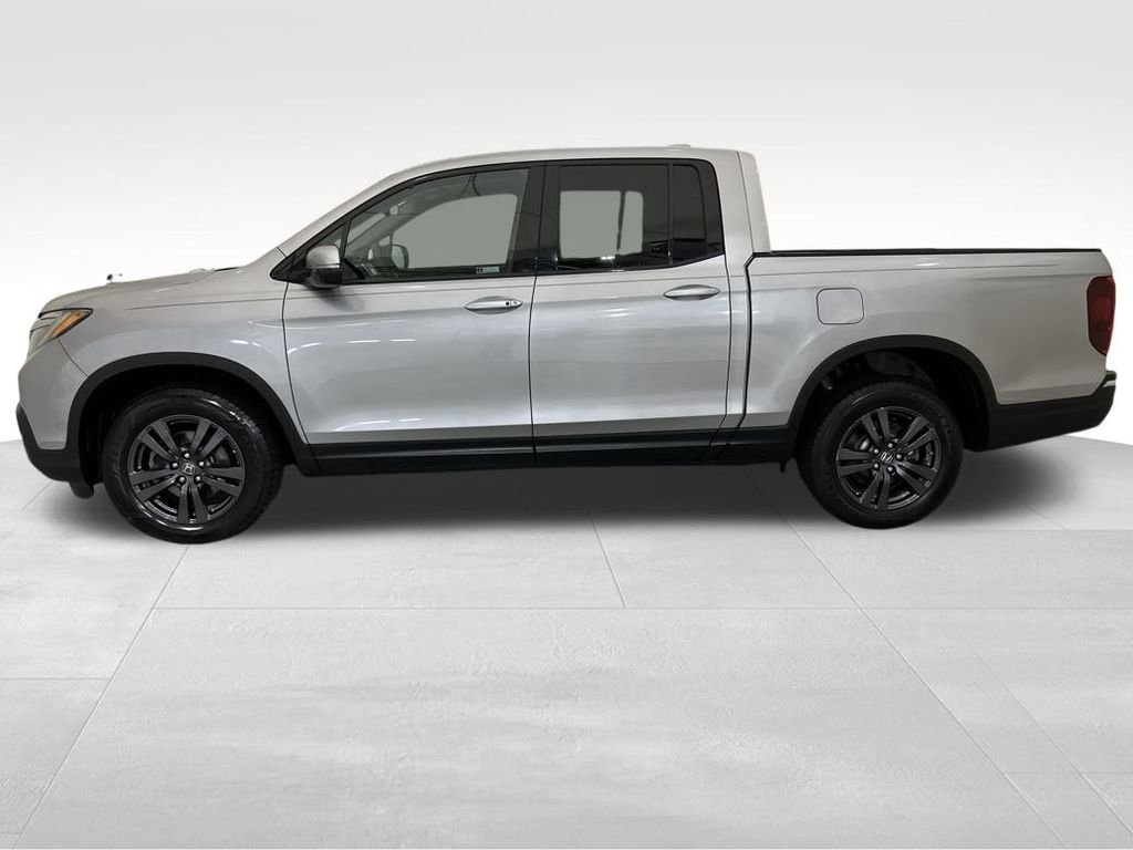 2019 Honda Ridgeline Sport photo 2