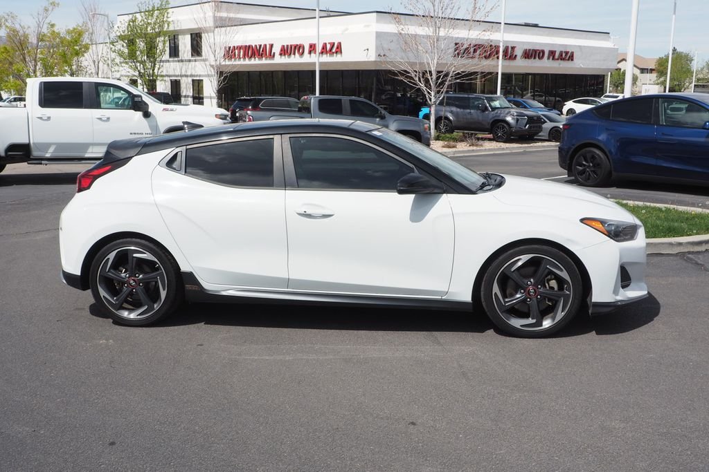 Used 2019 White Hyundai Turbo Ultimate image 8