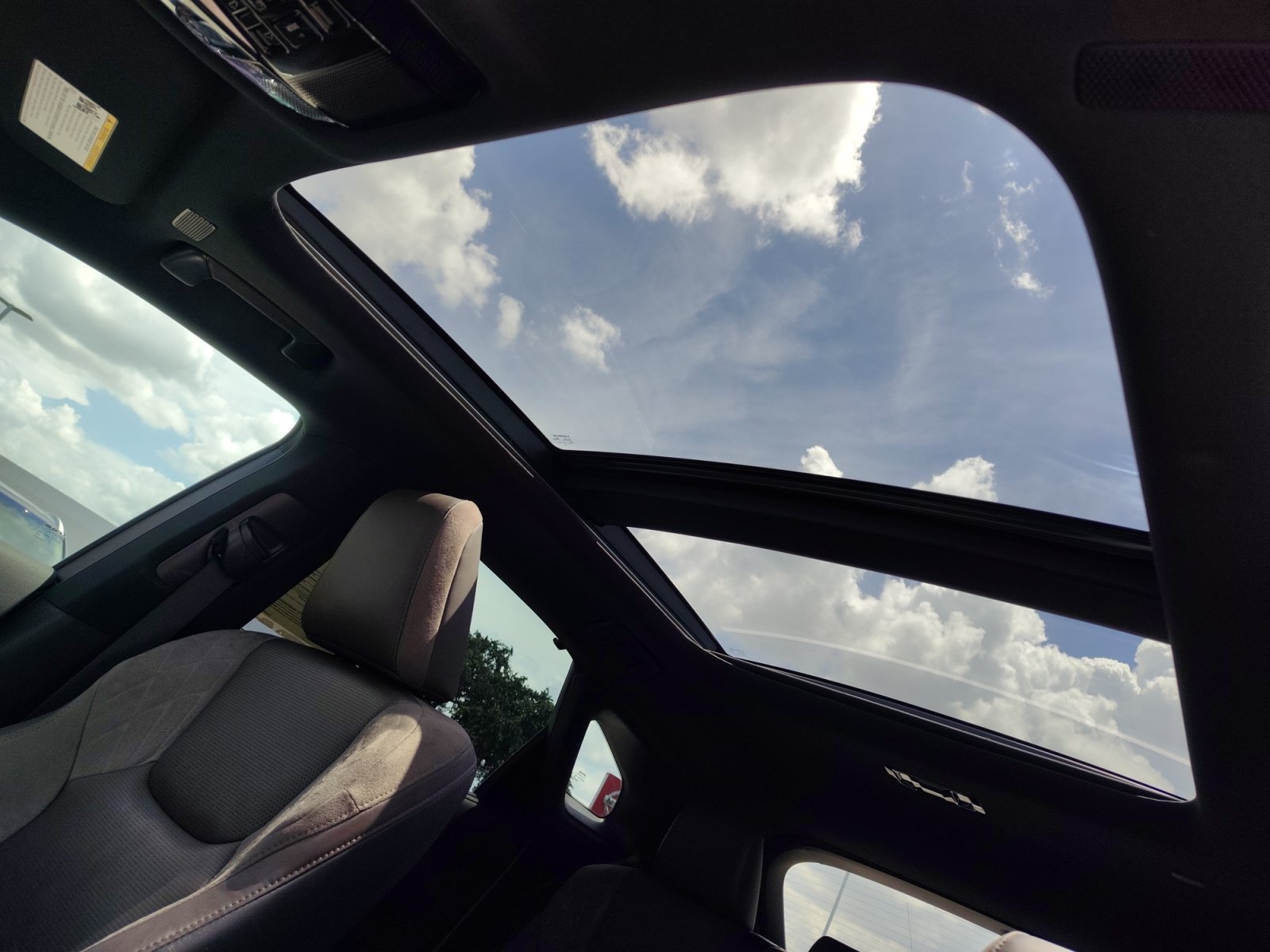 Used 2023 White Pearl Lexus 350 Luxury image 19