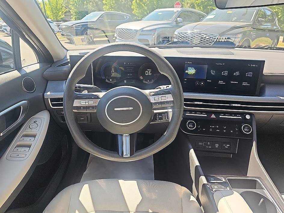 Used 2024 Portofino Gray Hyundai SEL image 16