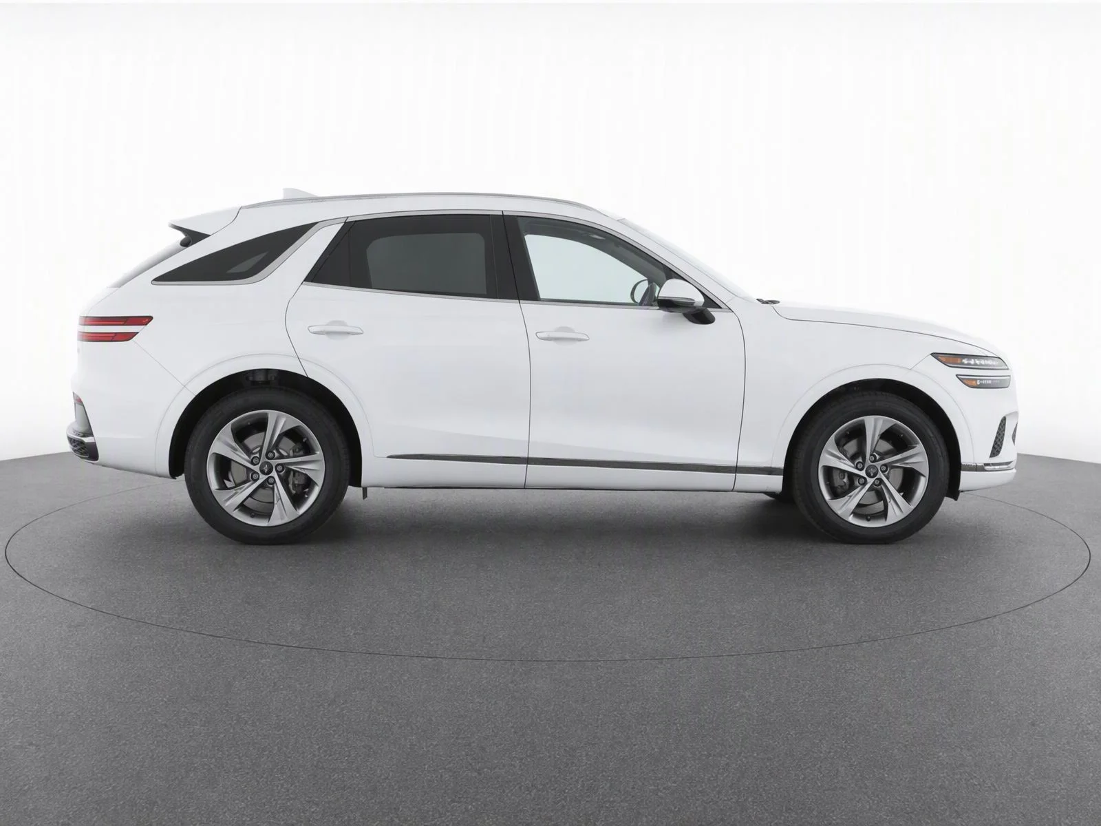 Used 2026 Uyuni White Genesis 2.5T image 8