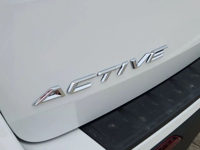 New 2026 Star White Metallic Tri-Coat Ford Active image 11