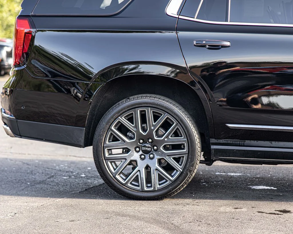 Used 2026 Black GMC Denali Ultimate image 11