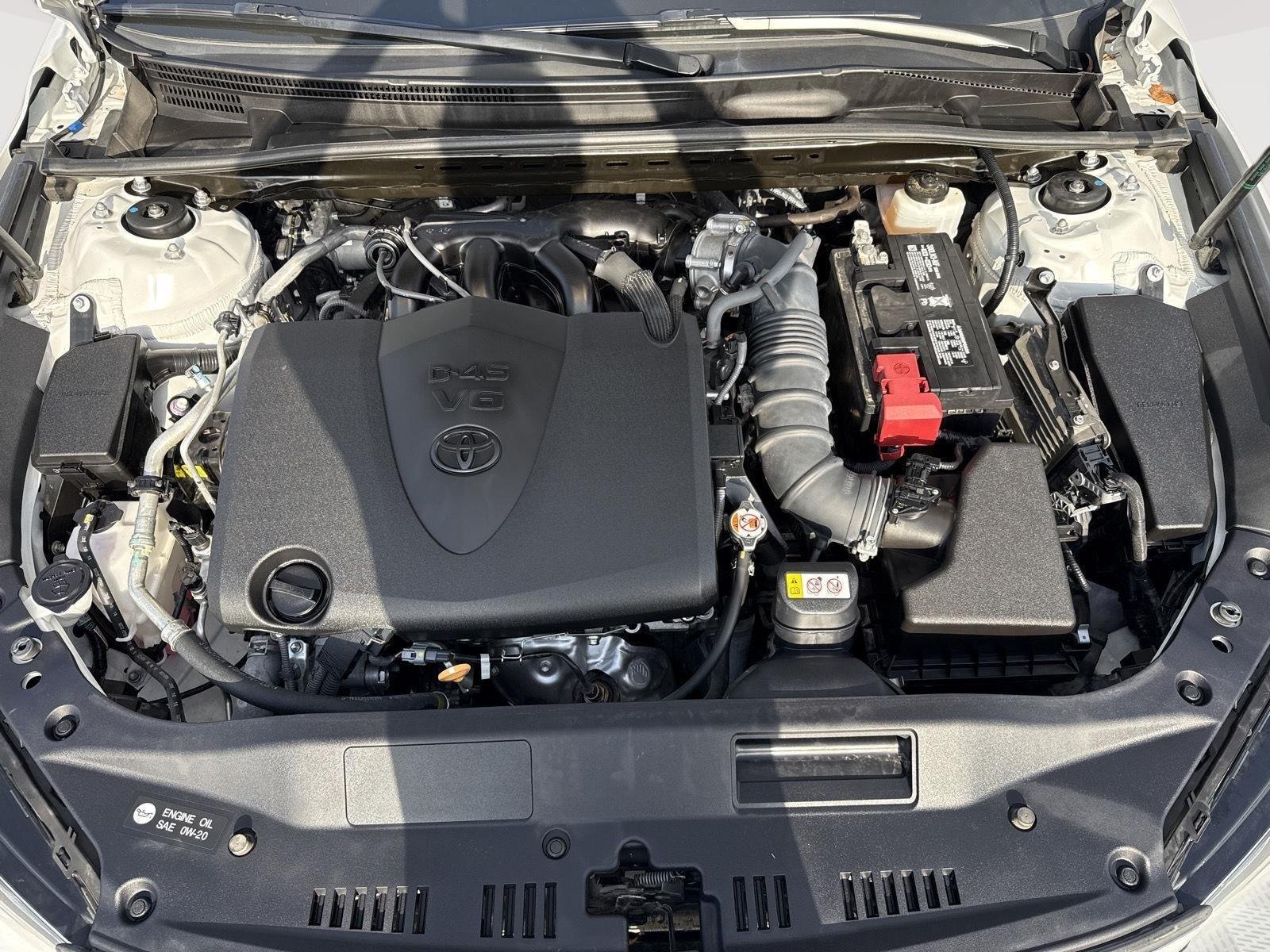 Certified Used 2019 Wind Chill Pearl Toyota Touring image 27