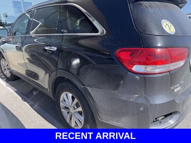 Used 2016 Kia Sorento LX with VIN 5XYPG4A32GG126813 for sale in Merrillville, IN