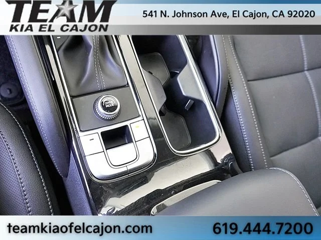 Used 2025 Silver Kia EX FWD image 33