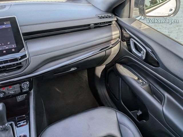 Used 2026 White Jeep Latitude image 17