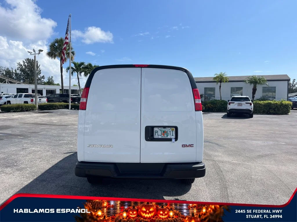 New 2026 Summit White GMC Work Van image 6