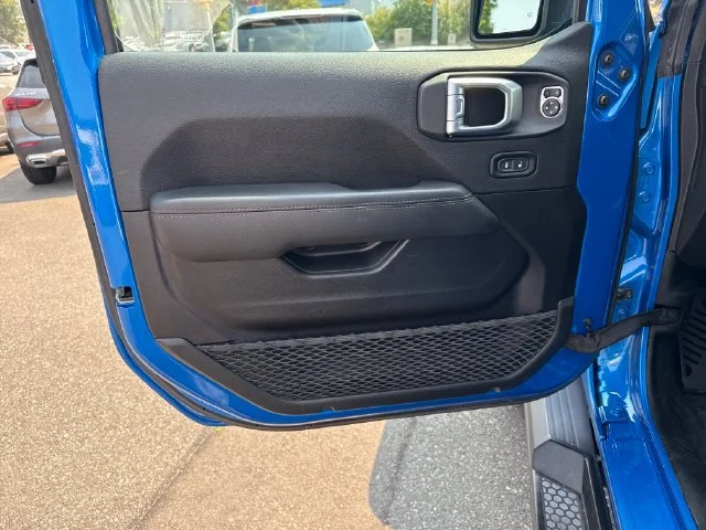 Used 2021 Hydro Blue Pearl Coat Jeep Unlimited Rubicon 392 image 15