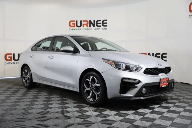 Used 2021 Kia Forte LXS with VIN 3KPF24AD0ME267620 for sale in Gurnee, IL