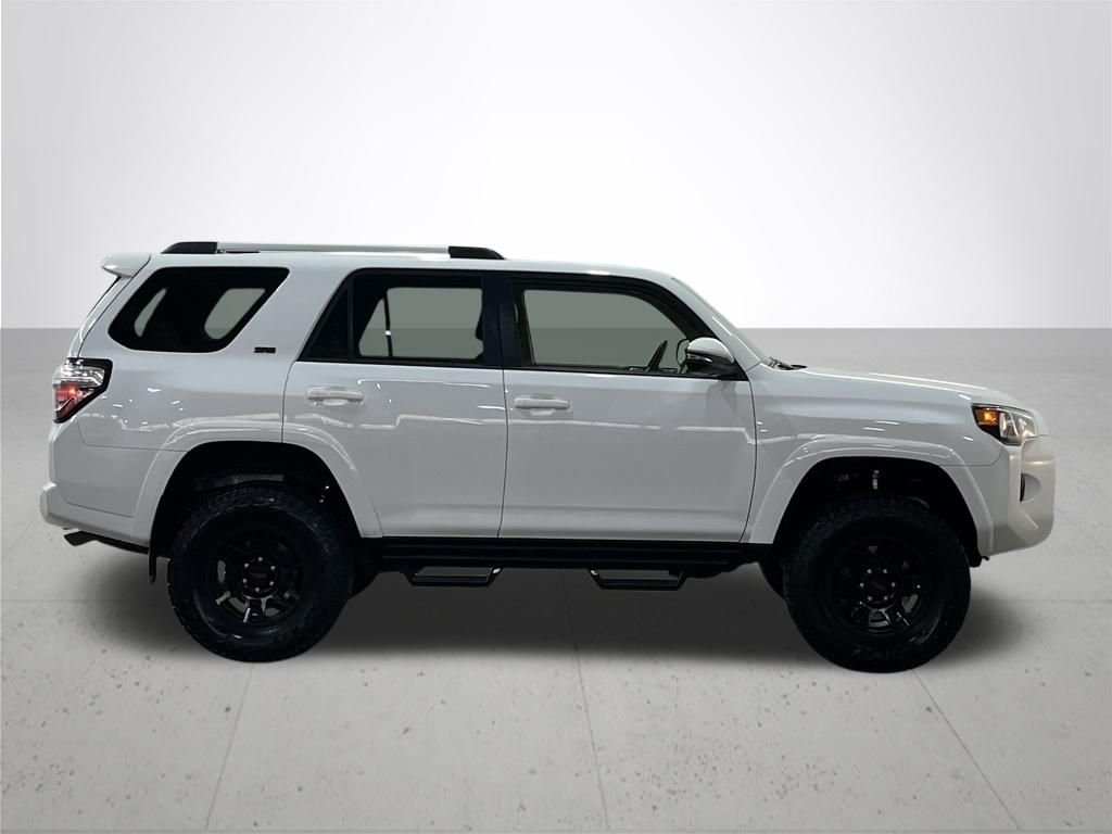 Used 2020 Super White Toyota SR5 Premium image 9