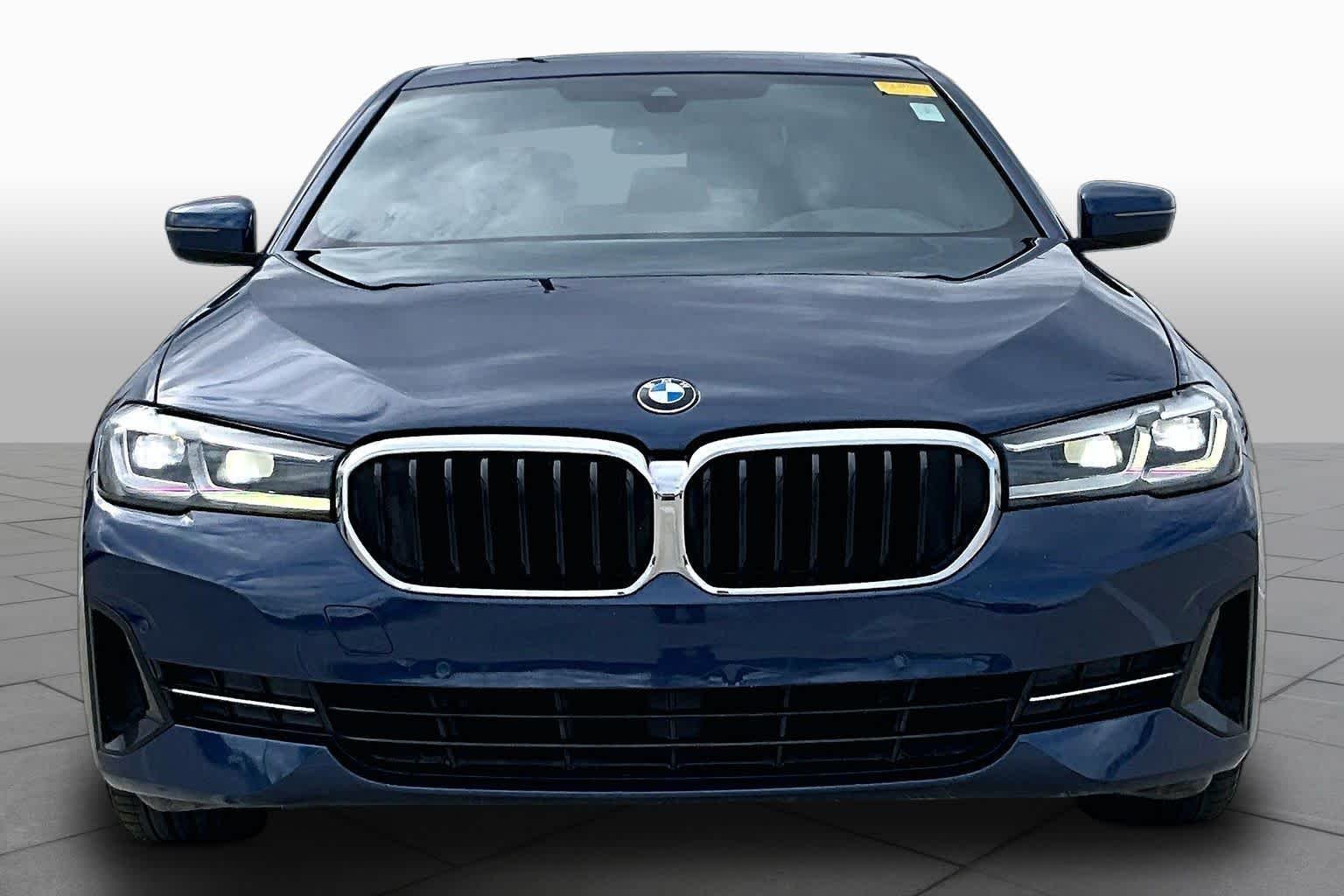 Used 2023 Phytonic Blue Metallic BMW 530i image 4
