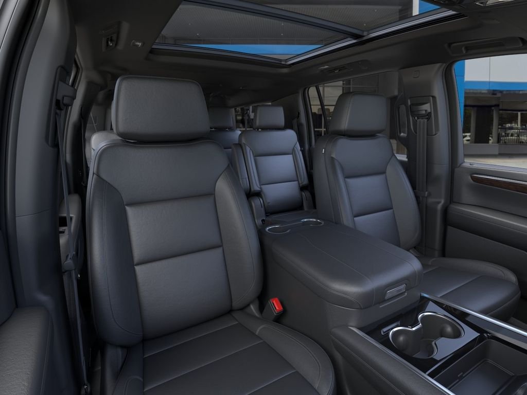 2026 Chevrolet Suburban Z71 - Photo 16