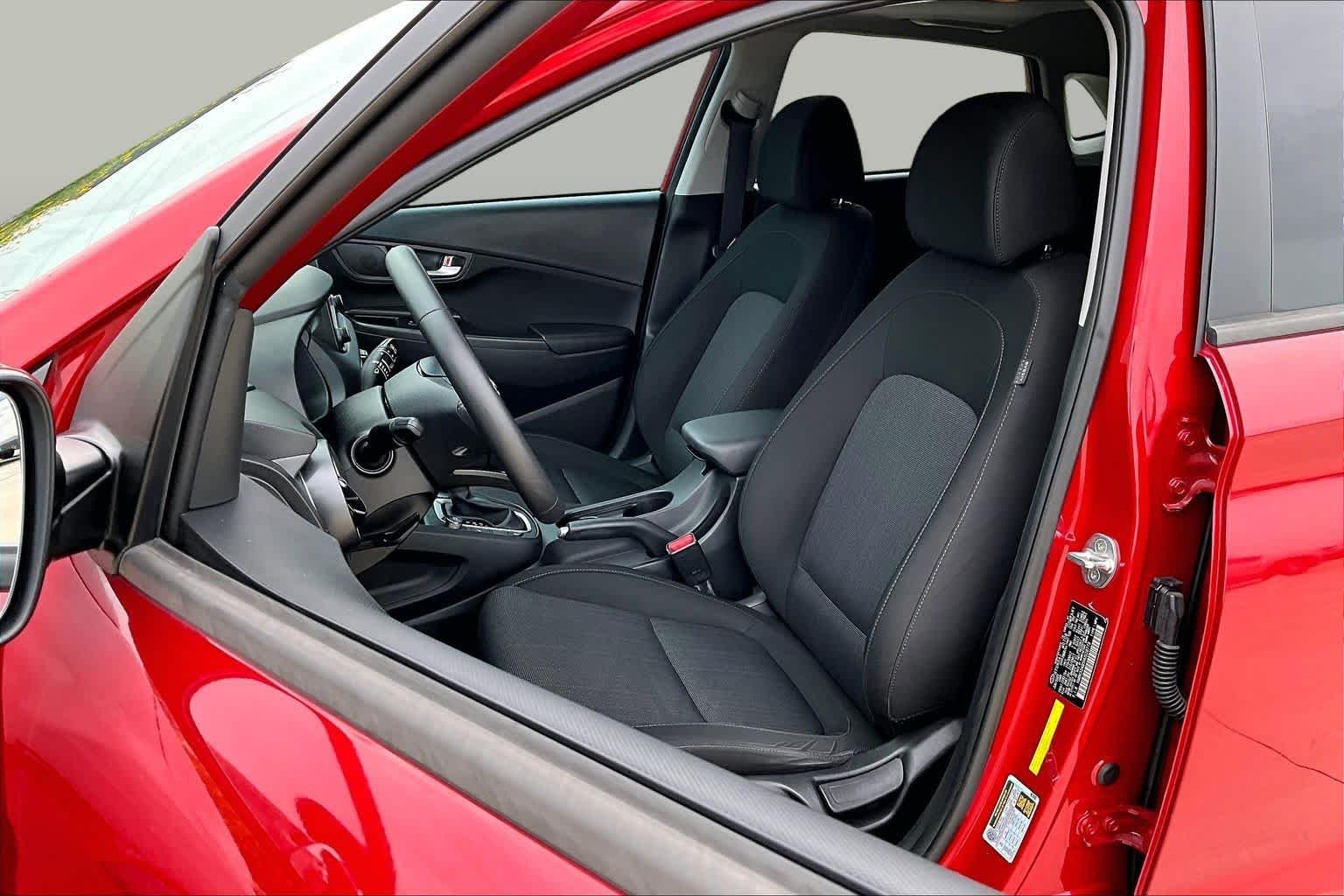 Used 2022 Pulse Red Hyundai SEL image 8