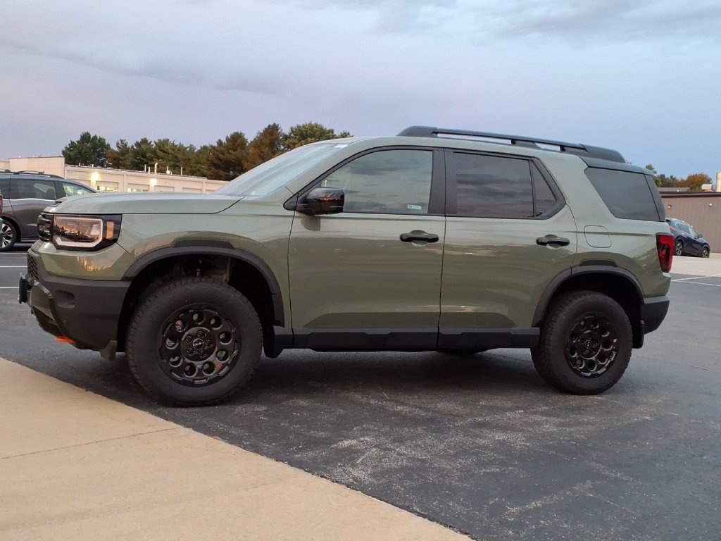 New 2027 Ash Green Metallic Honda TrailSport Blackout image 2