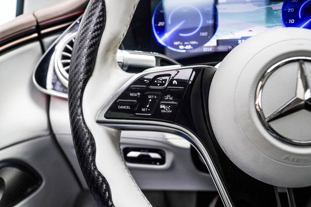 Used 2023 White Mercedes-Benz 580 image 35