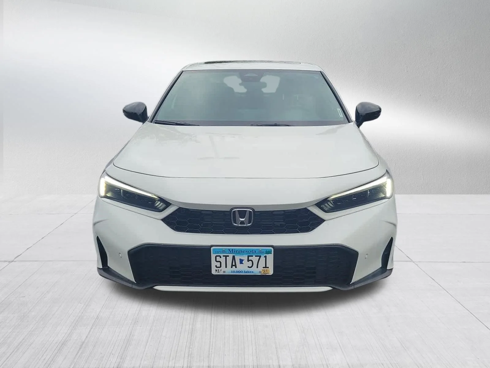 Certified Used 2025 Platinum White Pearl Honda Sport Touring image 2