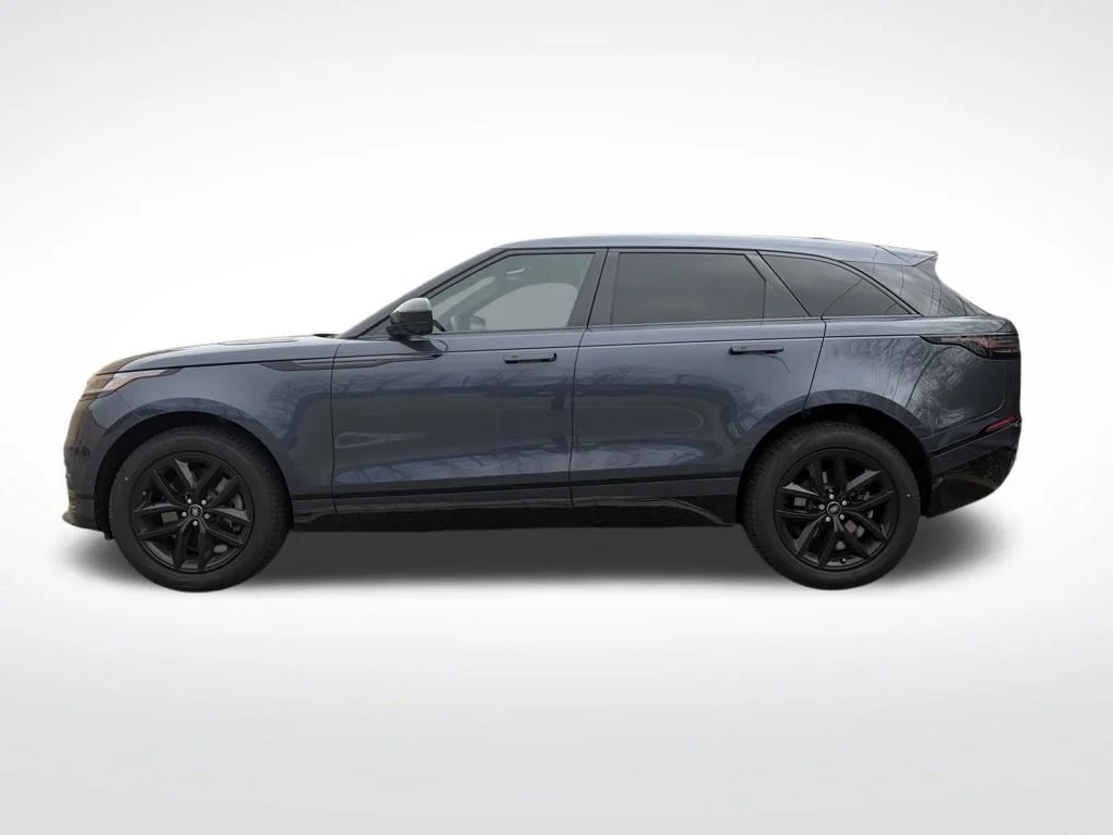 Certified Used 2026 Blue Land Rover Dynamic SE image 4