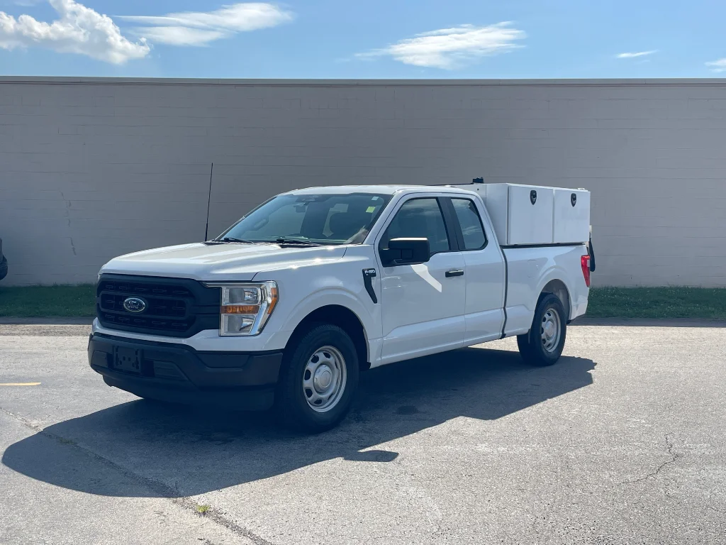 Used 2022 Oxford White Ford XL image 22