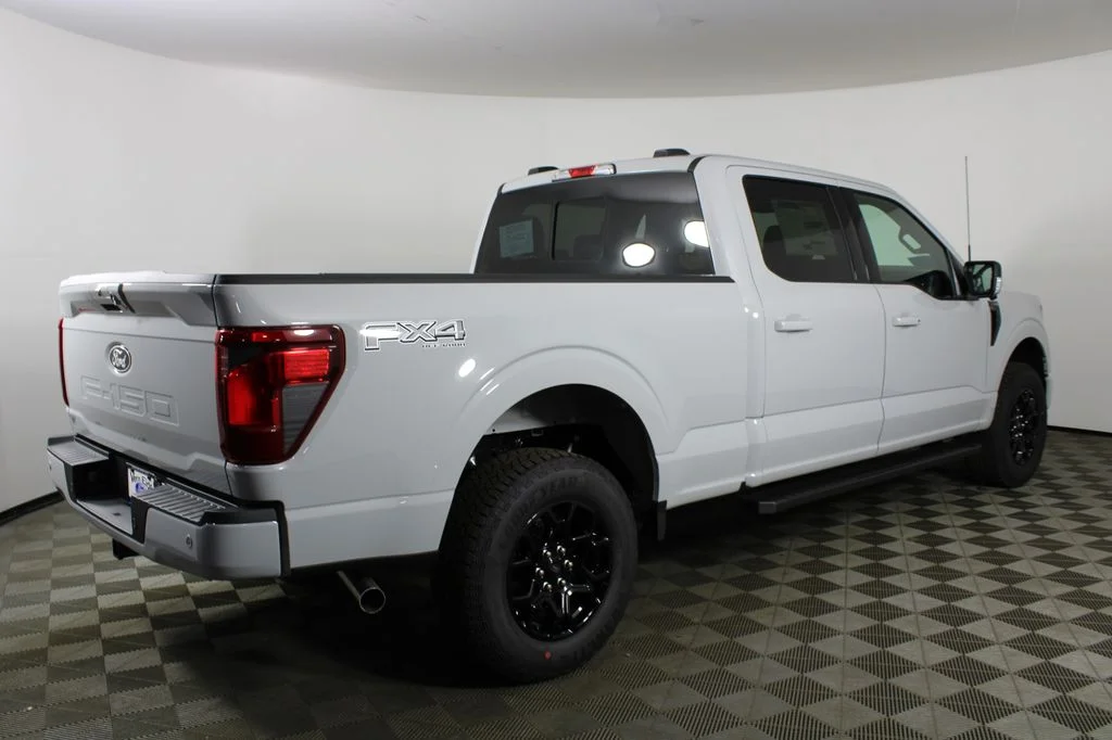 New 2026 Avalanche Ford XLT image 5