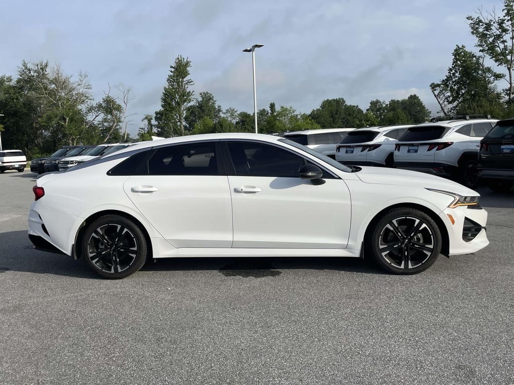 Used 2024 Glacial White Pearl Kia GT-Line image 31
