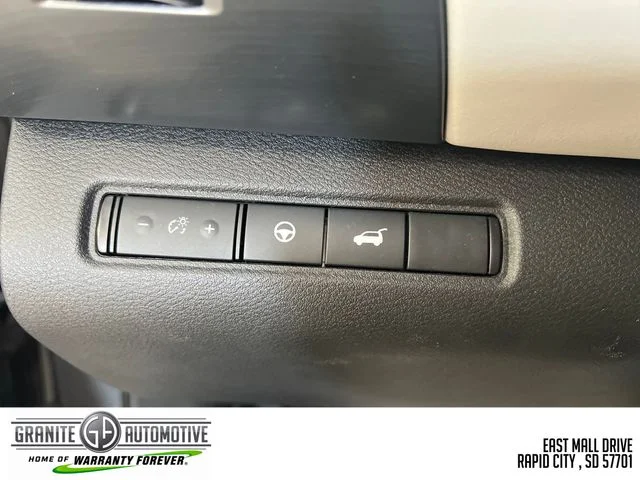Used 2025 Gray Nissan SL image 31