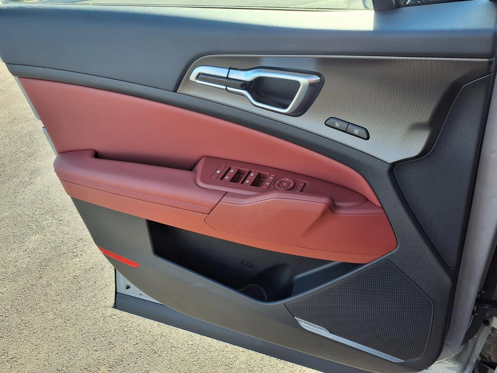 New 2027 Wolf Gray Kia SX Prestige image 15
