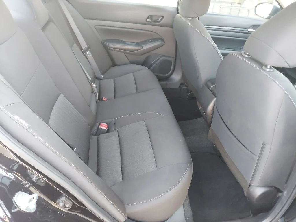 2025 Nissan Altima SV - Photo 35