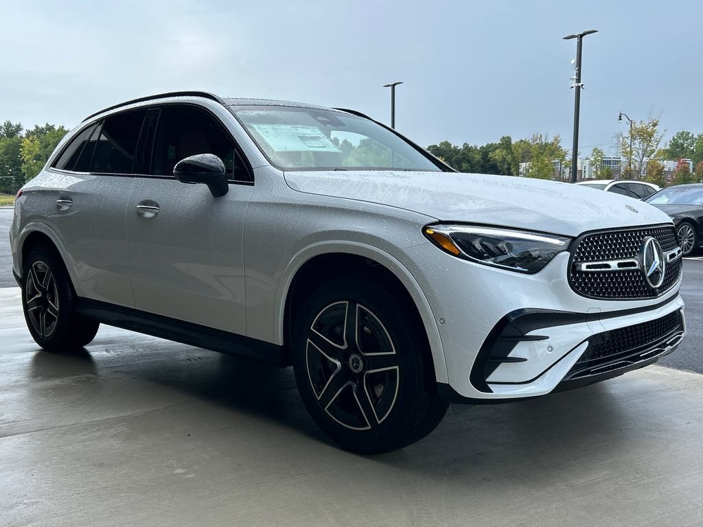 New 2027 Polar White Mercedes-Benz GLC 300 image 38