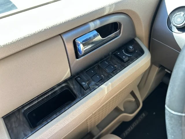 Used 2015 White Ford Limited image 14
