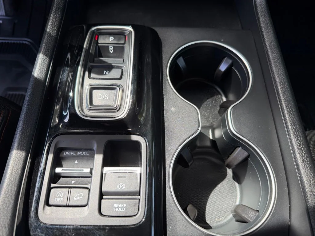 Used 2024 Lunar Silver Metallic Honda AWD SPORT image 27