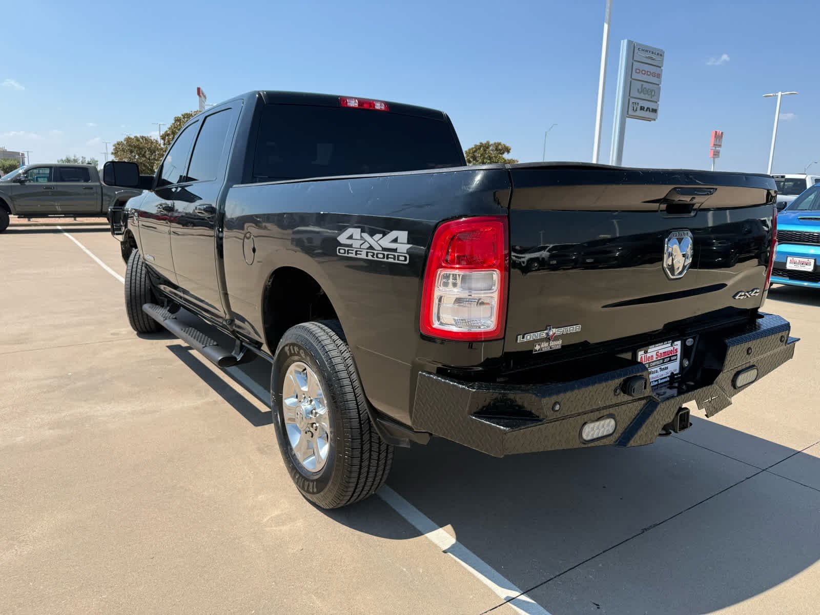 Used 2021 Diamond Black Crystal Pearlcoat Ram Lone Star image 8