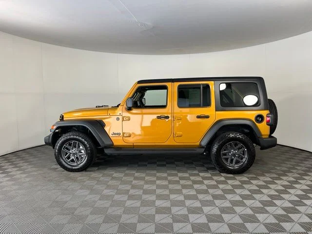 Used 2026 Yellow Jeep Sport S image 4