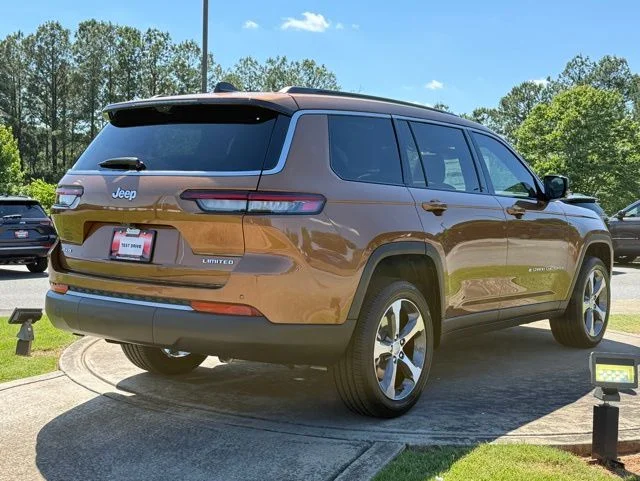 New 2026 Copper Shino Metallic Clear-Coat Exterior Paint Jeep Limited image 7