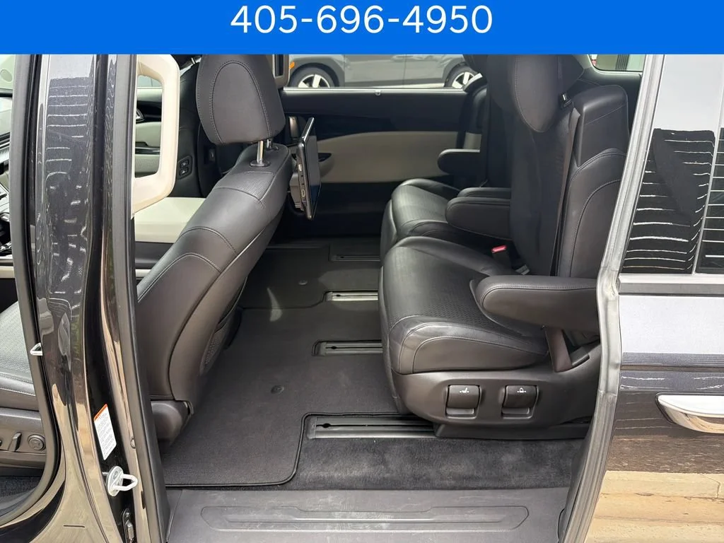 Pre-Owned 2022 Kia Carnival SX Prestige