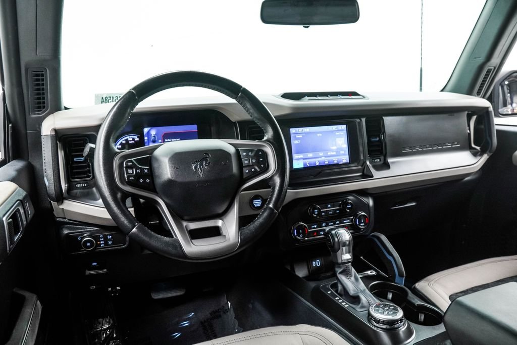 Used 2022 Gray Ford Wildtrak image 5