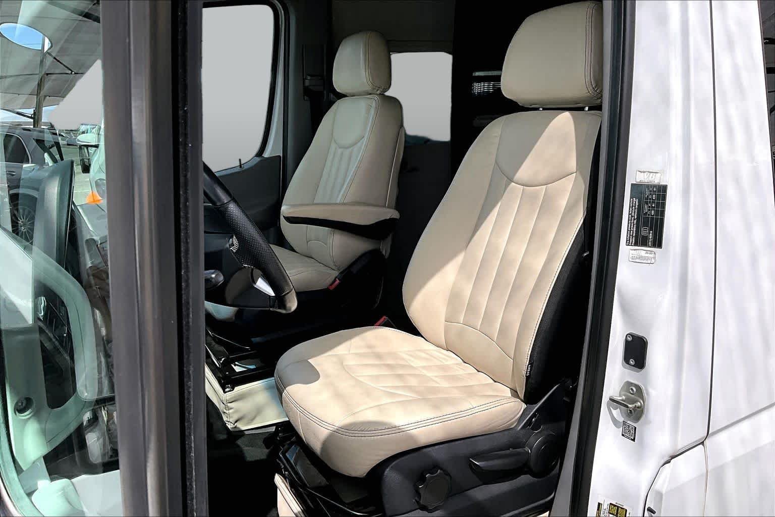 Pre-Owned 2017 Mercedes-Benz Sprinter Cab Chassis