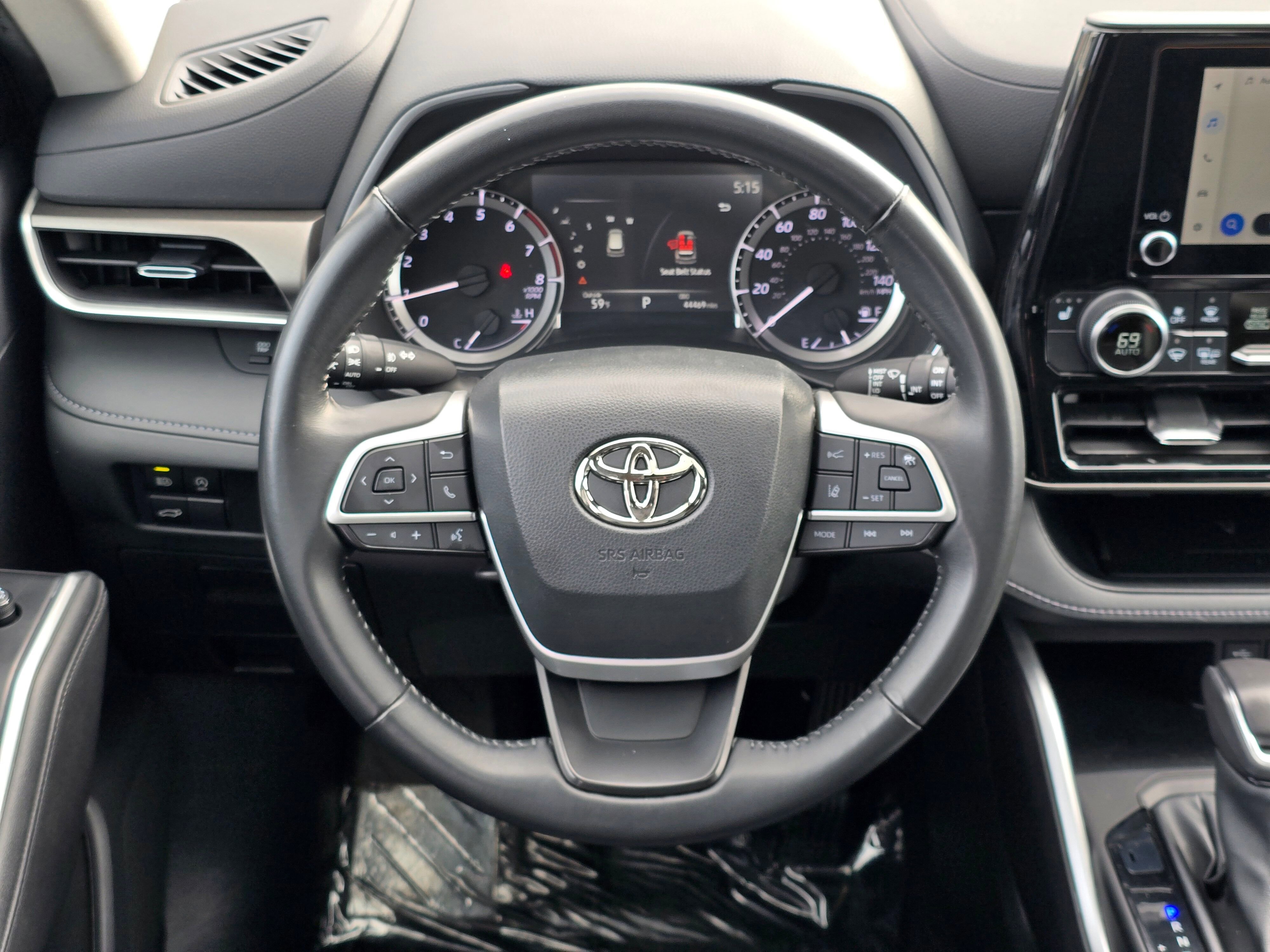 Used 2023  Toyota L image 20
