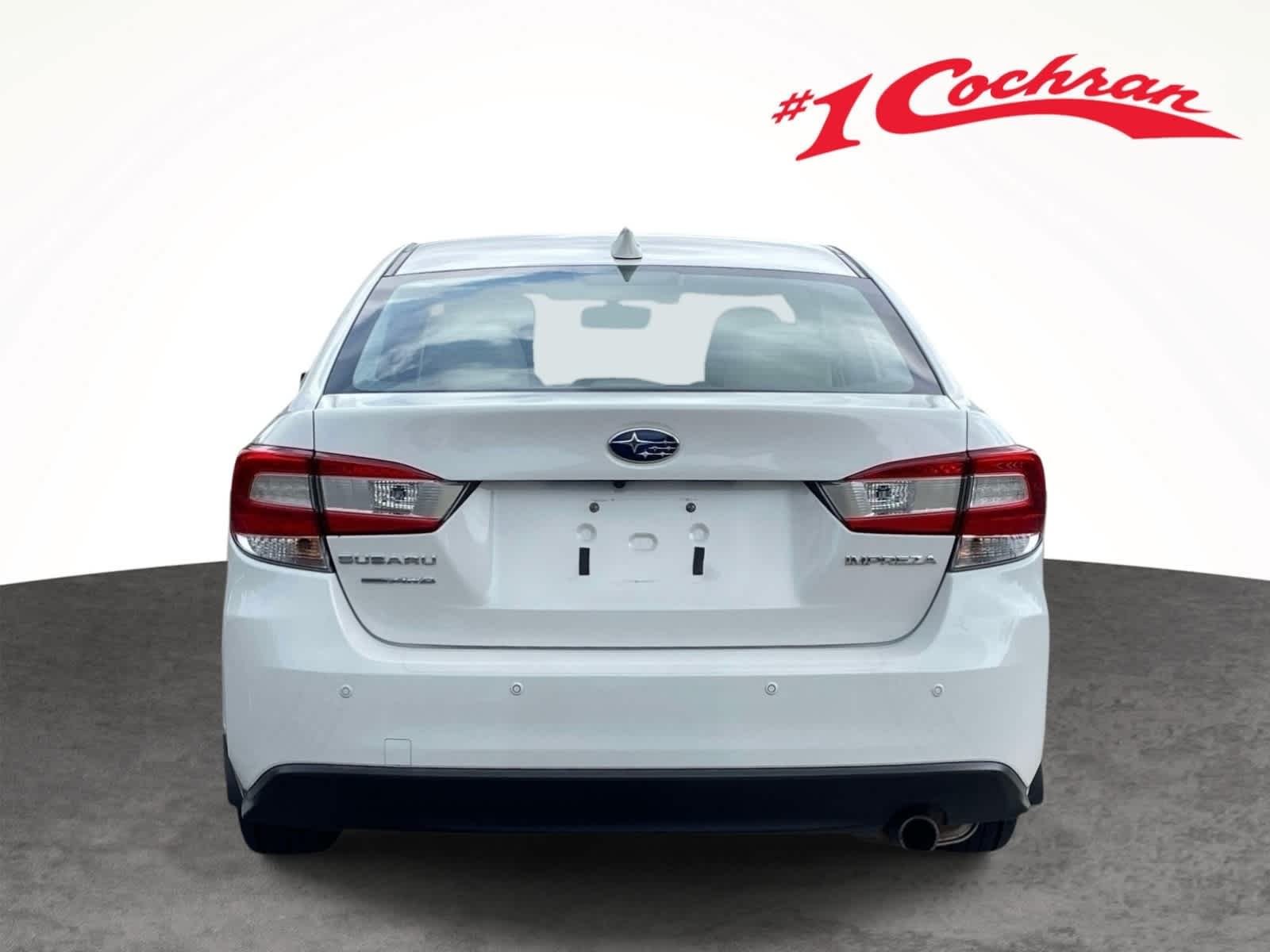 Used 2019  Subaru Limited image 12