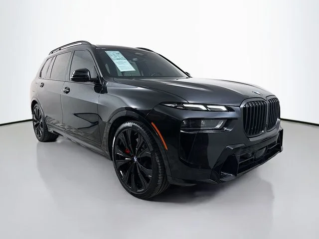 2023 BMW X7 xDrive40i's photo