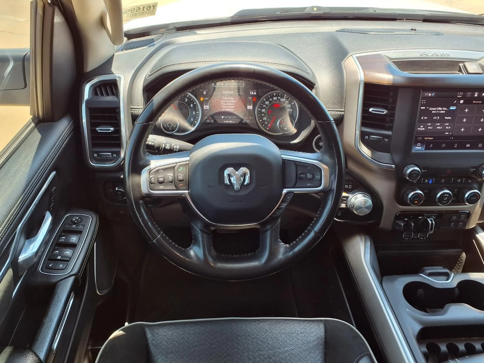 Used 2022 White Ram Laramie image 15