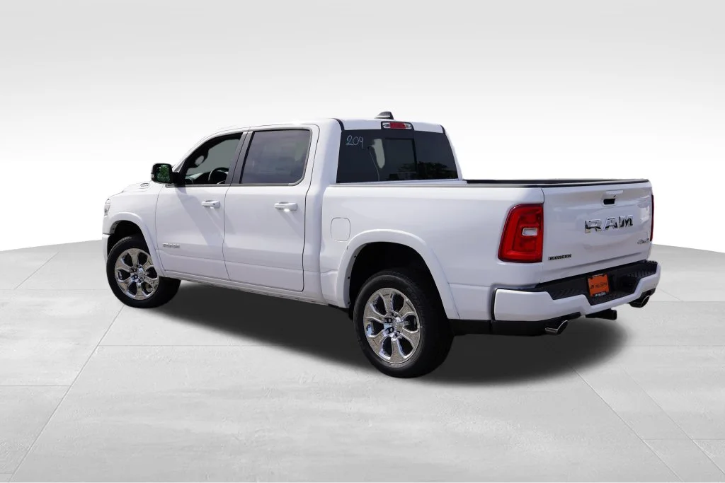New 2026 Bright White Clear-Coat Exterior Paint RAM Big Horn image 7